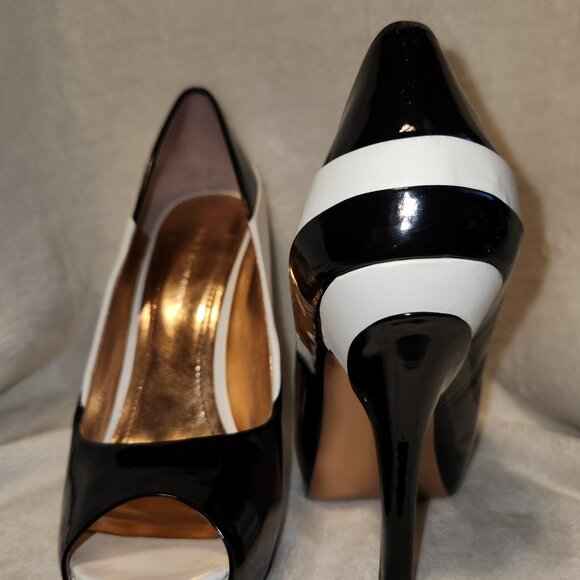 BCBG Generation Women's Patent Leather Heels - Picture 6 of 7